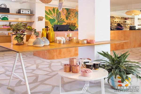 女裝店店鋪設(shè)計效果圖